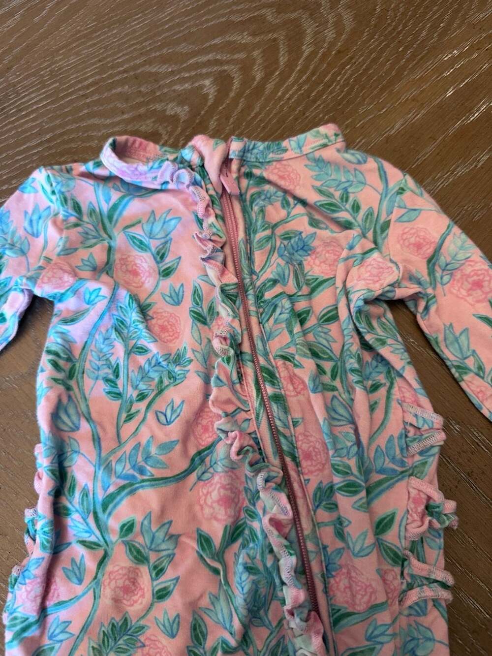 Bums & Roses Botanically Speaking Ruffle Convertible Footie Romper 0-3 Months - Picture 2 of 6
